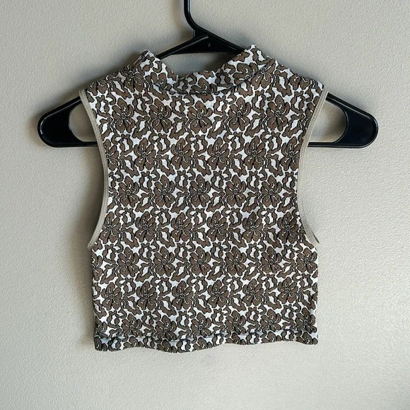 (Xs/s) Gilded Intent floral stretchy tank top - Picture 3 of 3